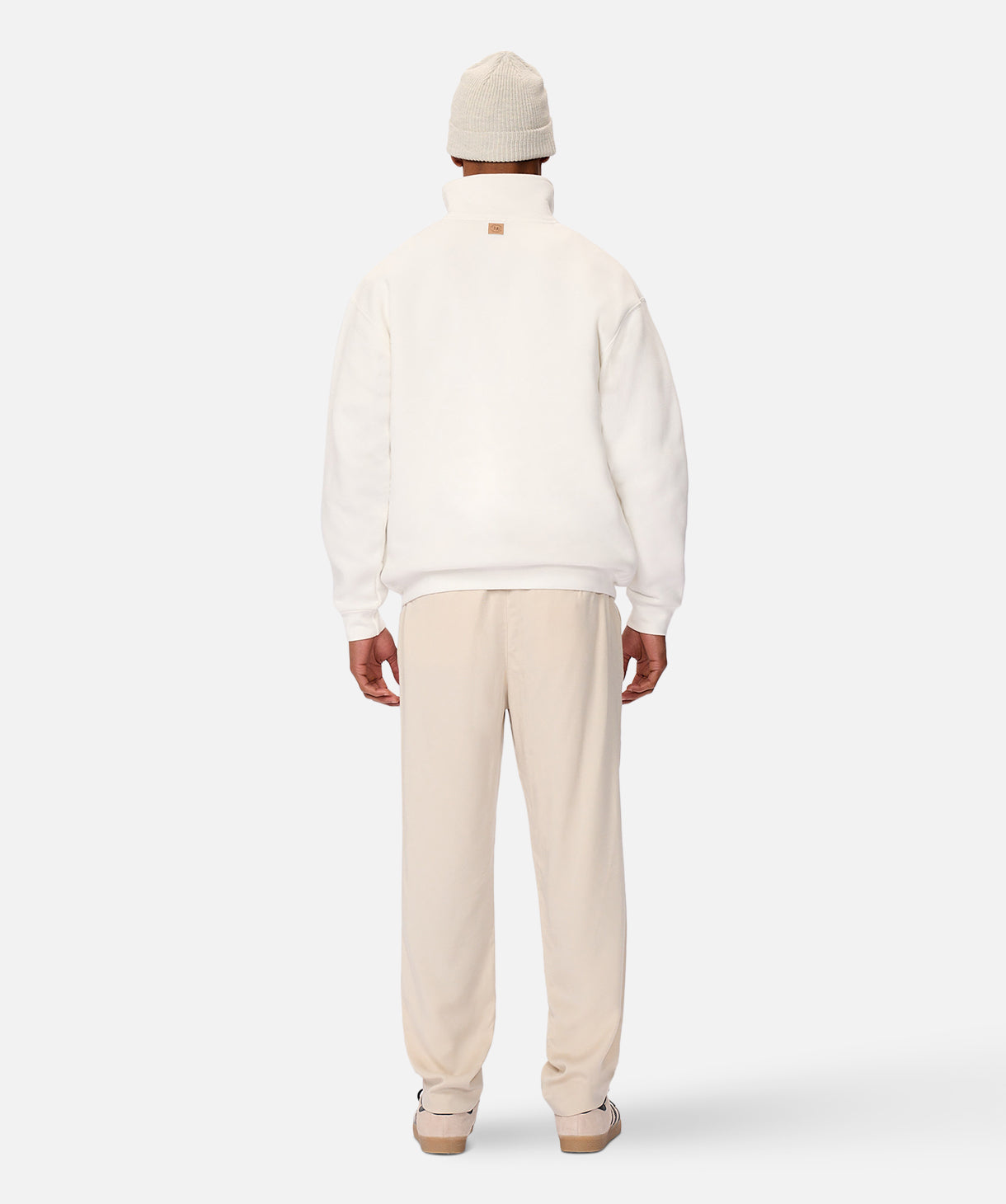 The Staunton Tracktop - Off White