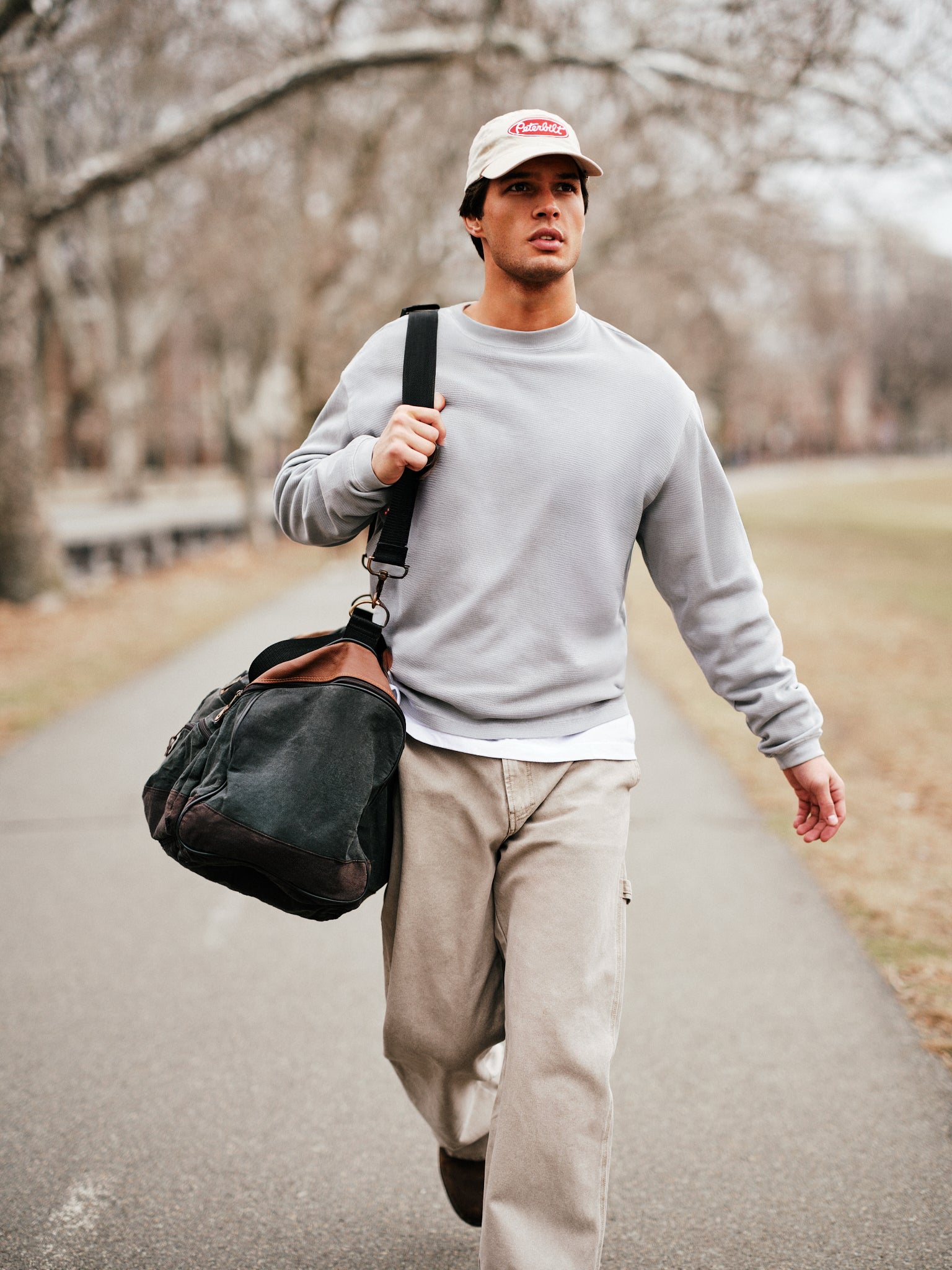 The Marlon Long Sleeve Tee - Airforce