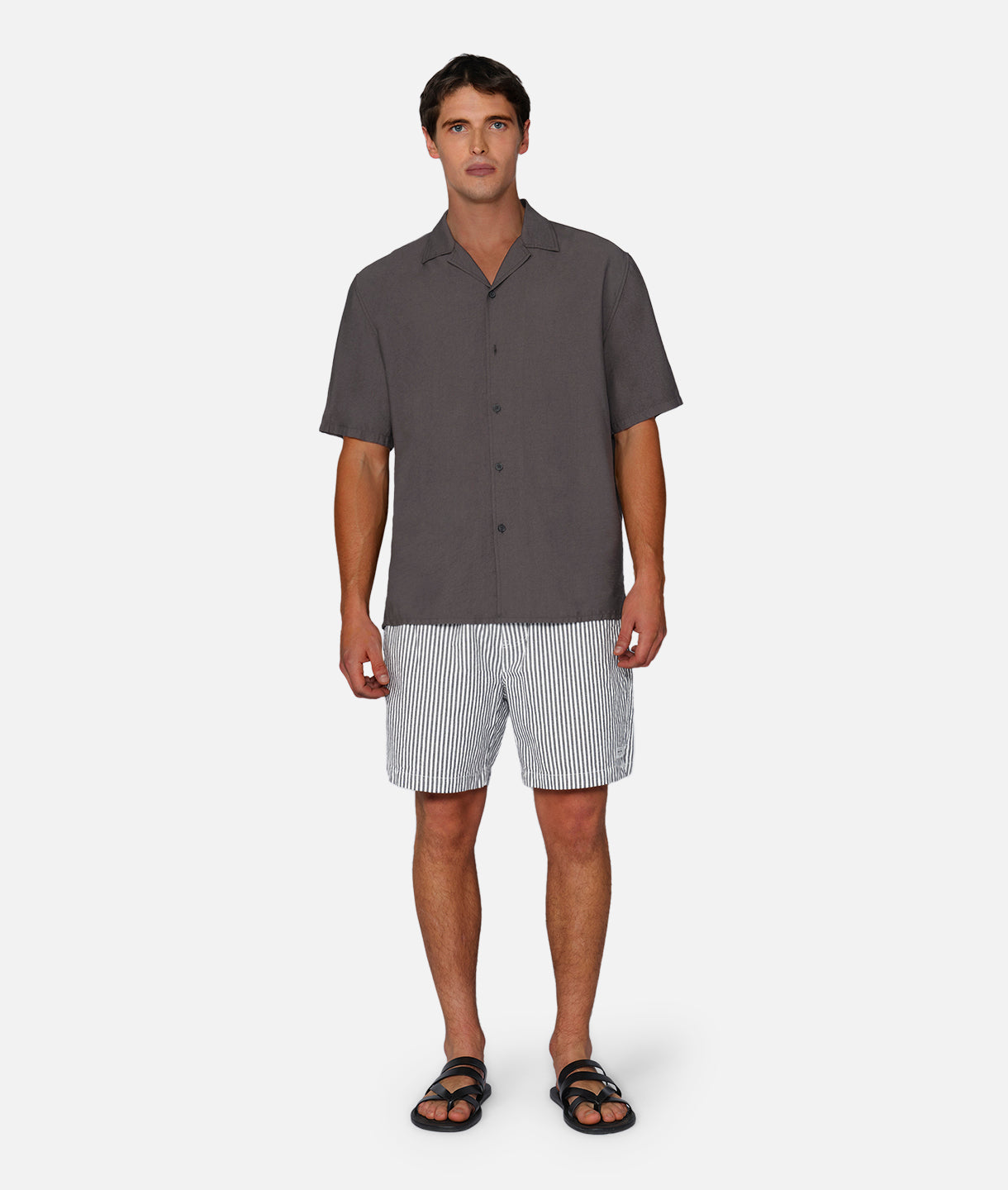 The New Southwest Short - Black/White