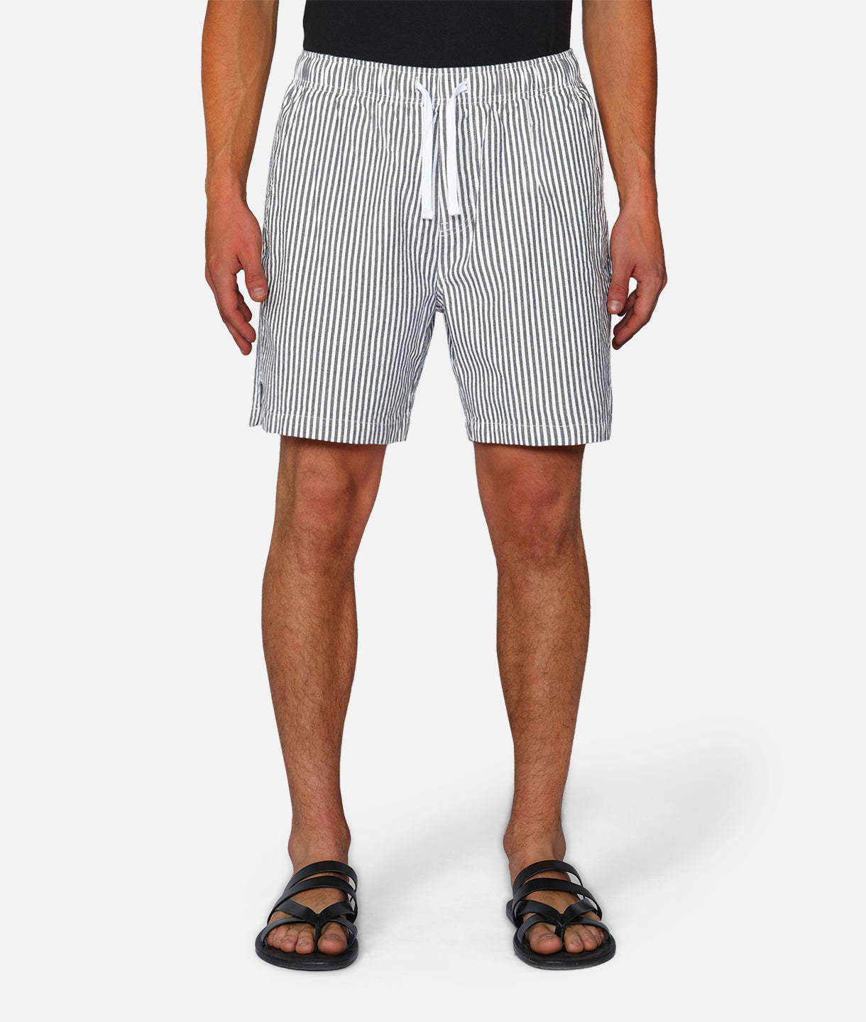 The New Southwest Short - Black/White