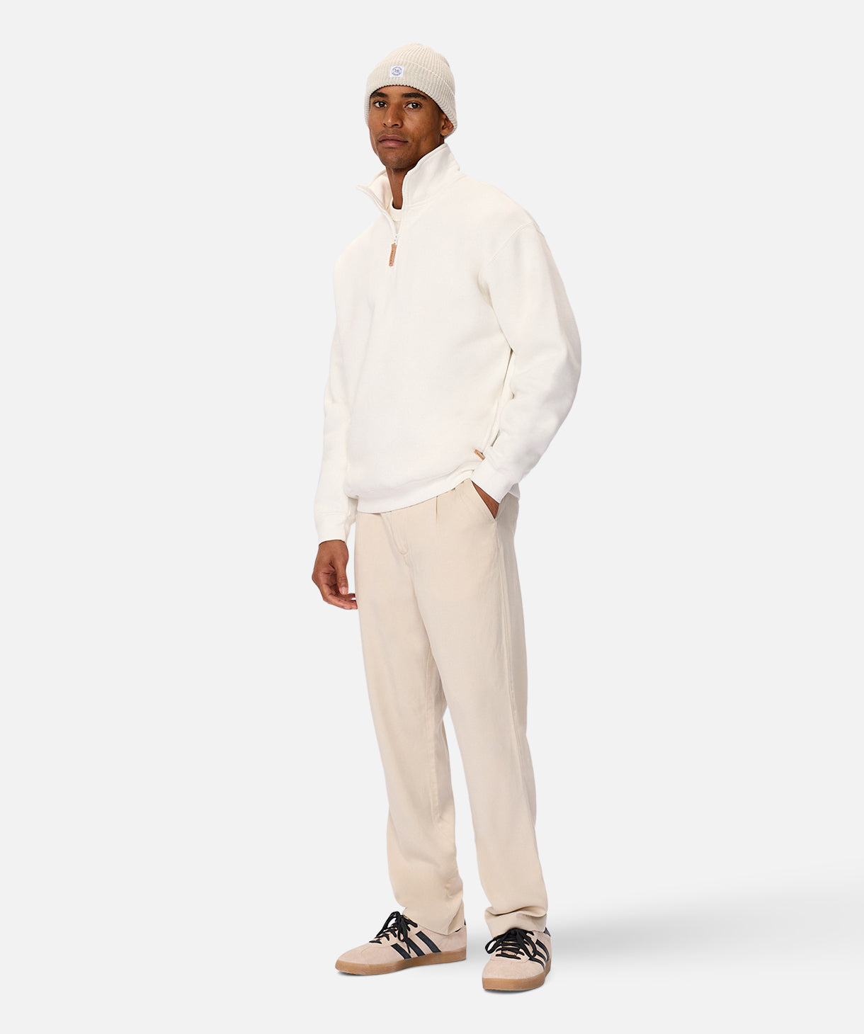 The Staunton Tracktop - Off White