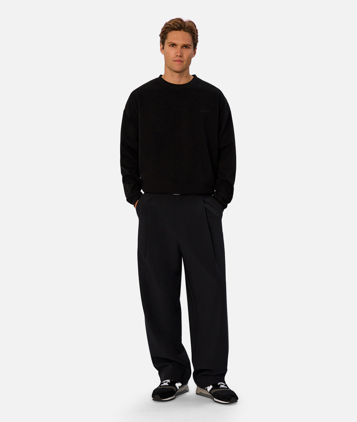 The Irving L/S Tee - Black