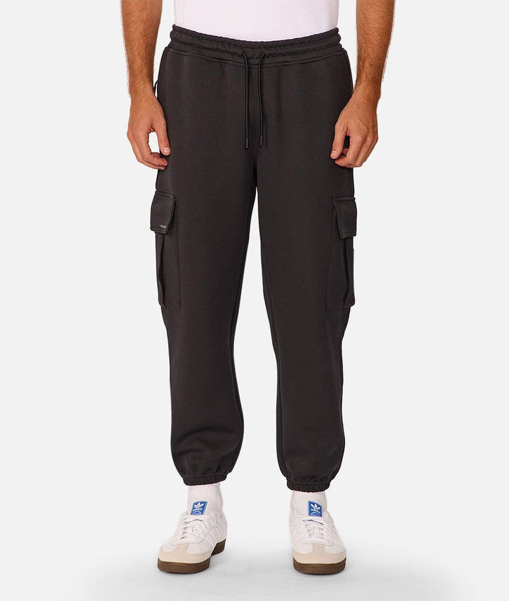 The Tech Combat Trackpant - Obsidian