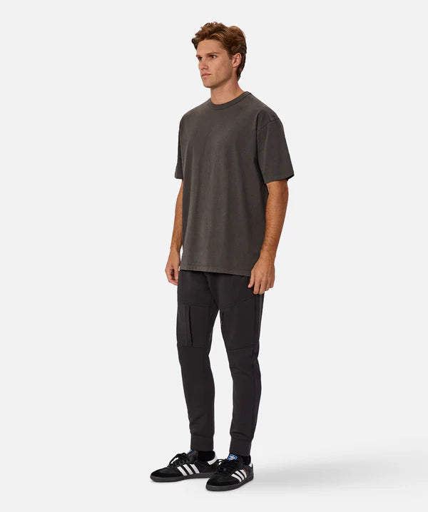T*a様 Enginnerd Garments Track Pant-HBJer The Tech Armoured Track Pant - Black – Industrie AU