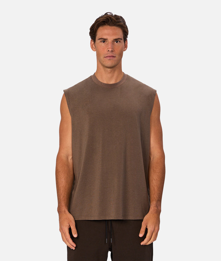 The Freeman Sleeveless Tee - Mocha